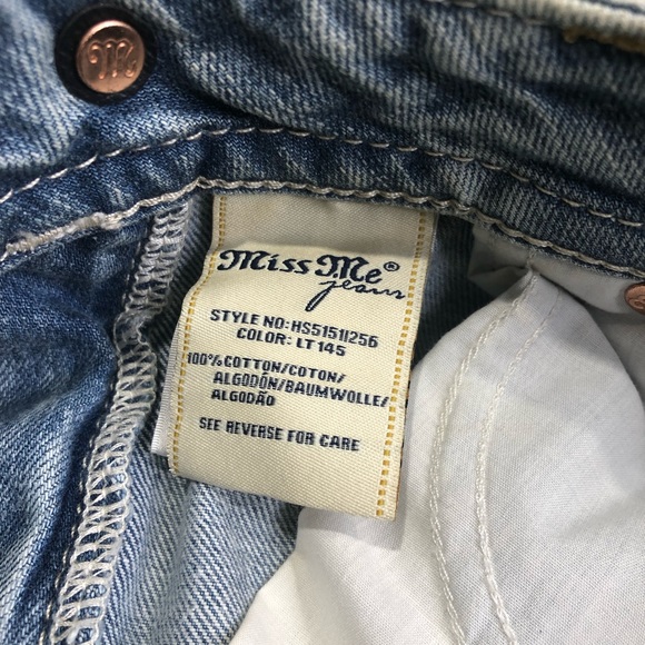 Miss Me Distressed Light Denim Frayed Hem Mini Skirt 26 - Picture 4 of 6